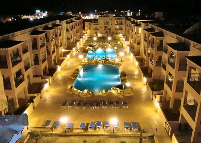 Lovely 2 Bedroom Apartment A206, 800M To The Sea