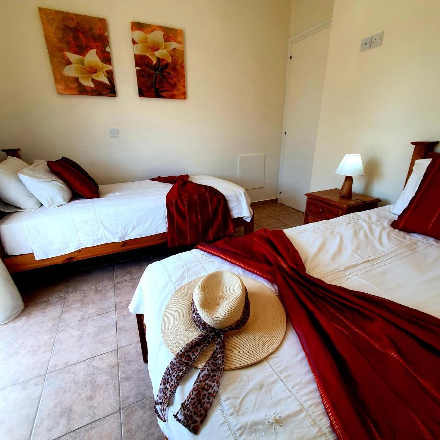 Lovely 2 Bedroom A206, 800m To The Sea Apartament Pafos